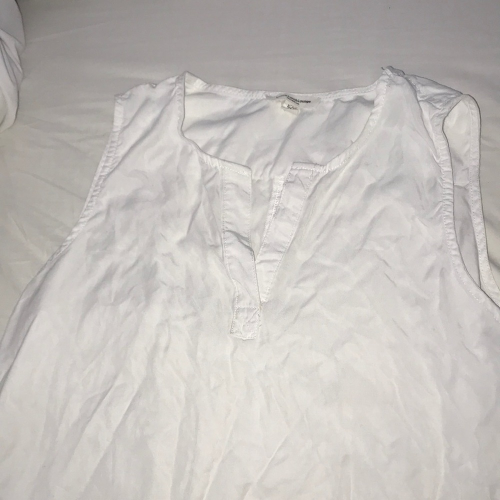 White top - Picture 4 of 6